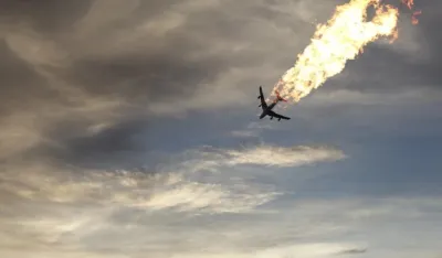 Sru&scaron;io se iranski vojni avion