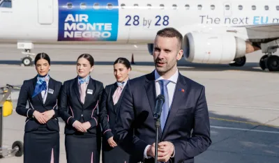 (FOTO) Vlada brendirala avion sa sloganom: „28by28 - The next EU member“