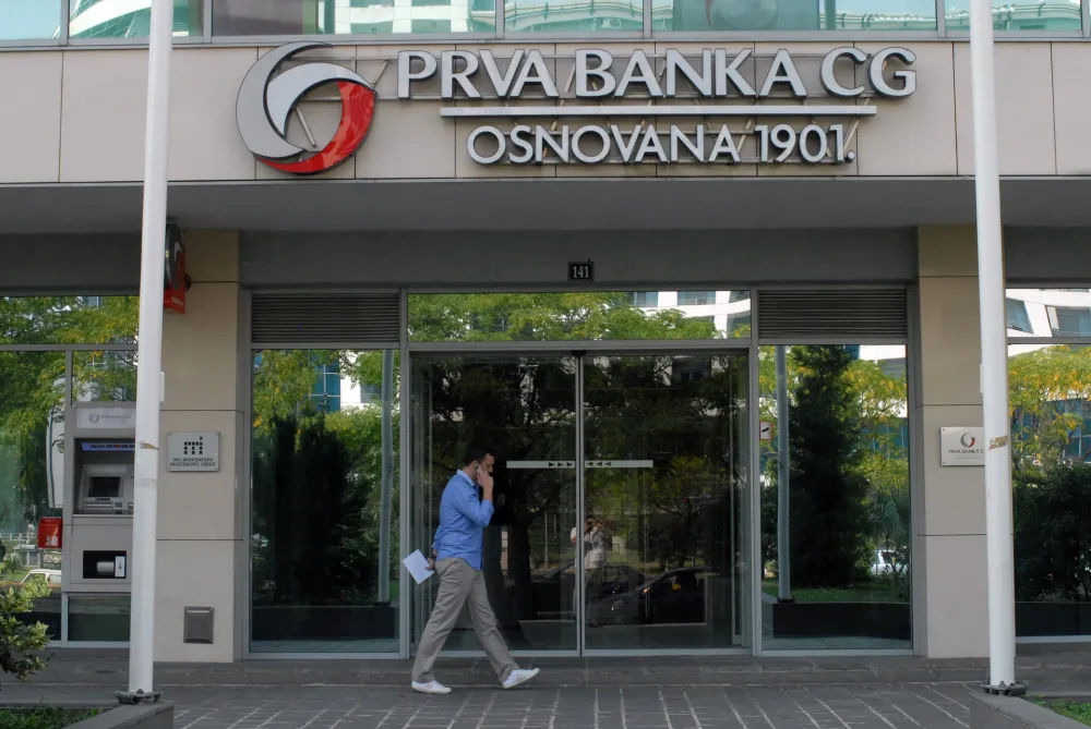Filijala Prve banke u Podgorici nastavila sa radom, traže zvanično obrazloženje od nadležnih