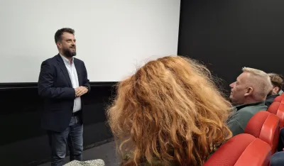 "Kradljivac bresaka": Snažan podsjetnik na apsurdnost i uzaludnost rata