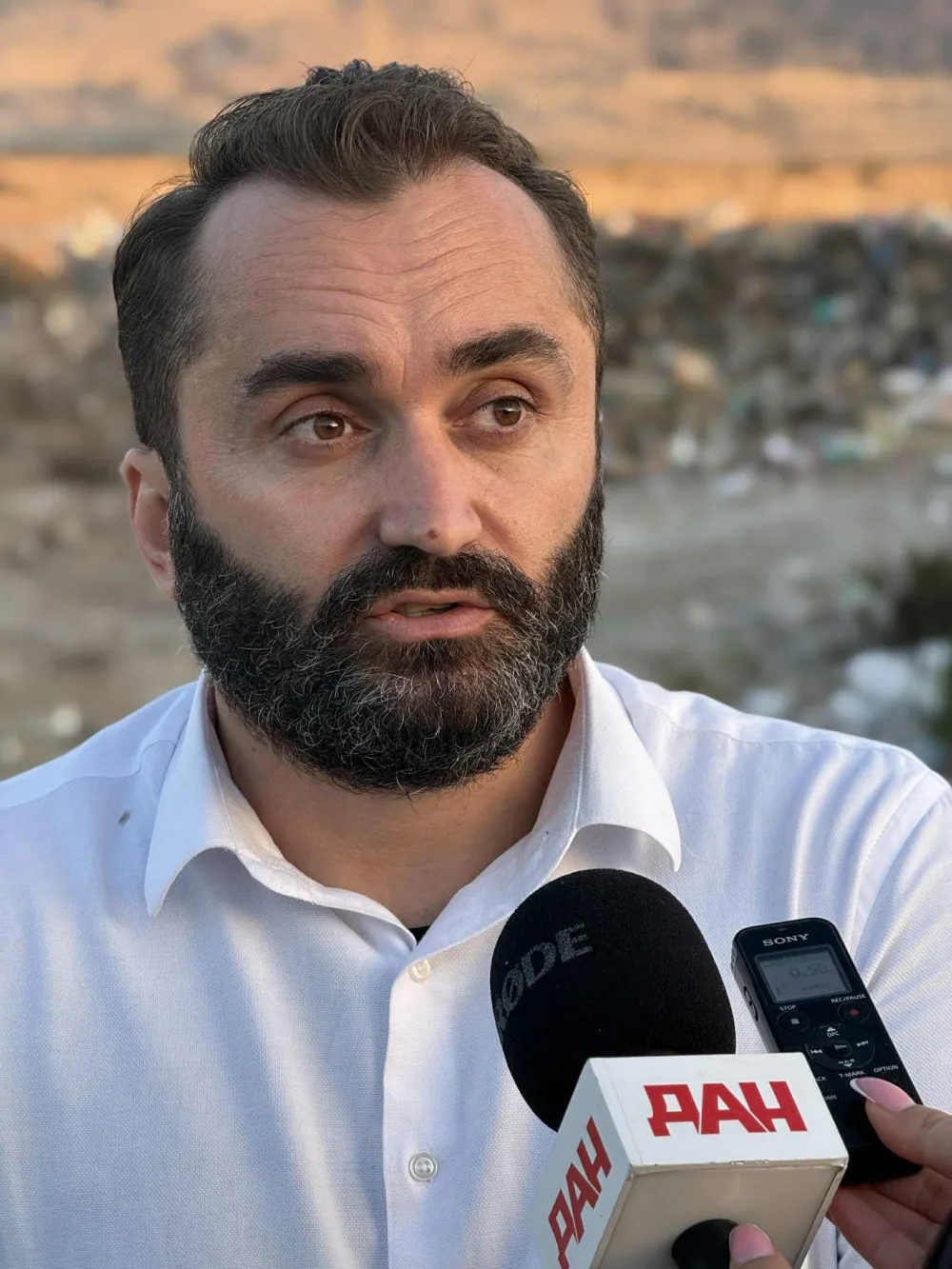 Mje&scaron;tani Omerbožovića ne odustaju od rasprave o Deponiji