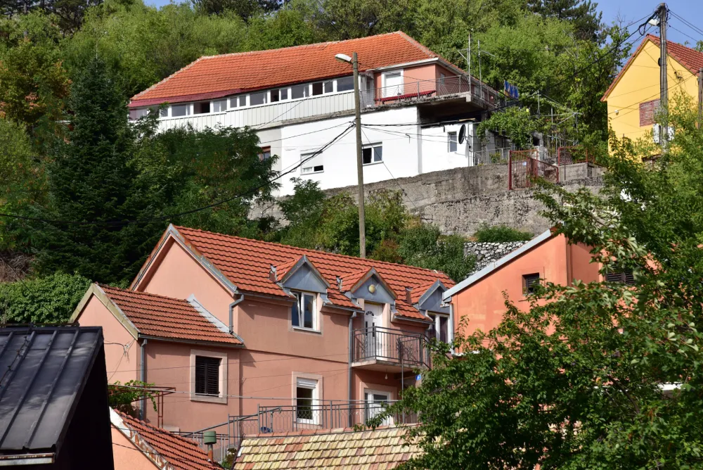 ODT Cetinje: Podnijet optužni predlog protiv policajca, odbio da pomogne mu&scaron;karcu kojeg je ranio Borilović