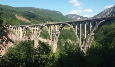 Most na Đurđevića Tari: Od danas totalna obustava saobraćaja za teretna, dvokratna za putnička vozila i autobuse