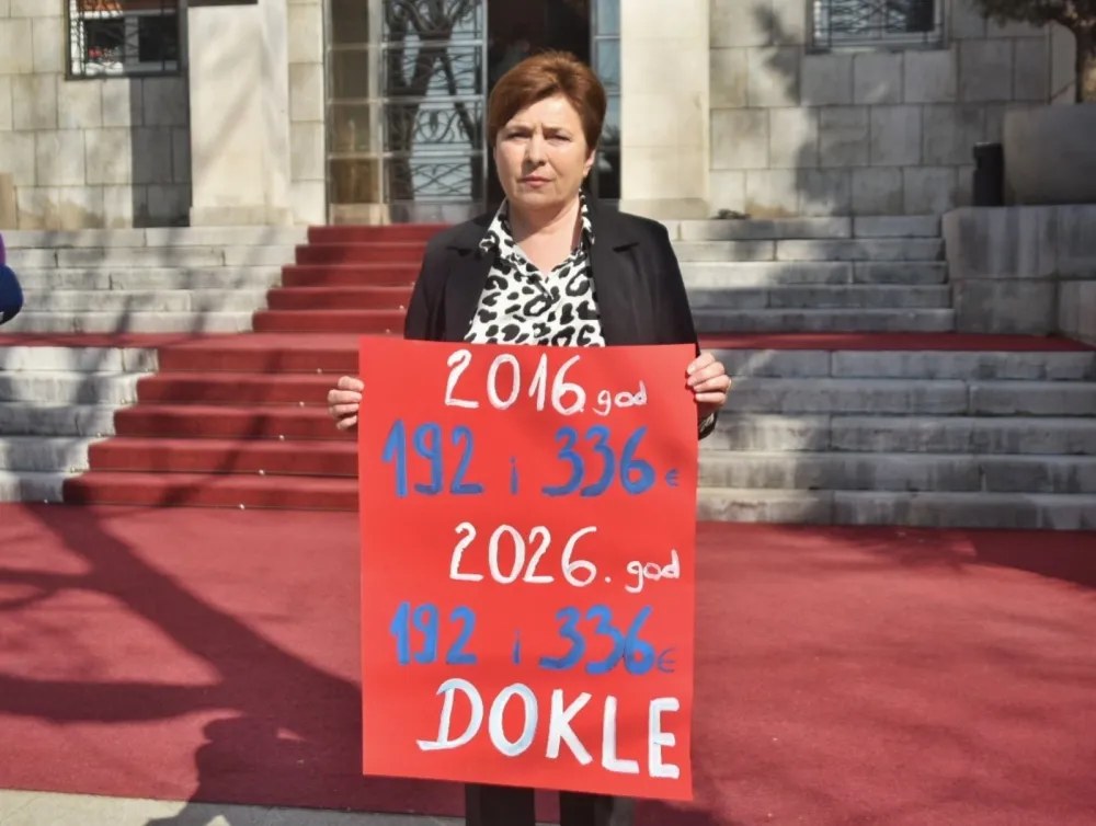 Zeljka Savkovic, predstavnica majki sa troje i vise djece, najavila protest za 8. marta