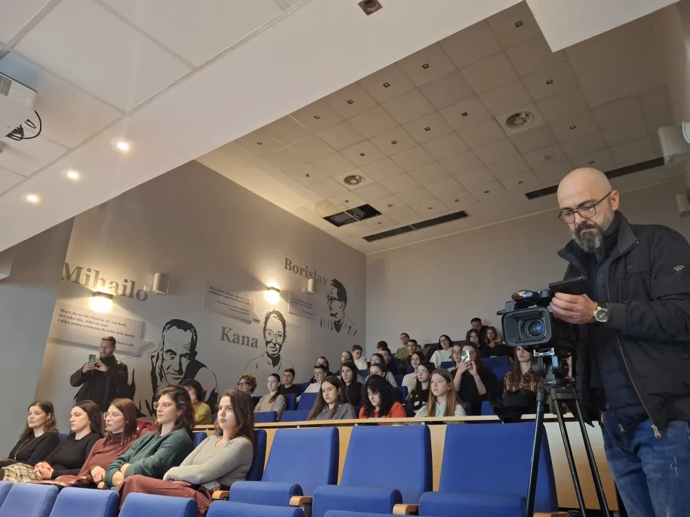 Demokratizacija ne donosi dobro normiranom jeziku