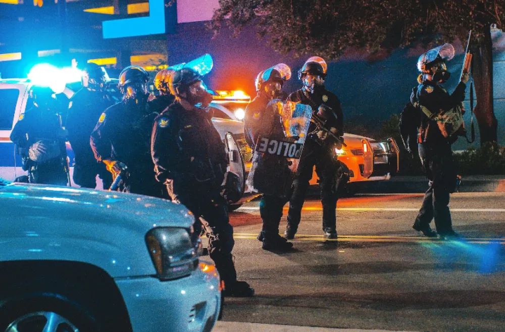 Norve&scaron;ka policija: Napad na američku ambasadu u Oslu je možda povezan s krizom na Bliskom istoku