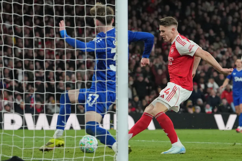 Viktor Đekere&scaron; doveo Arsenal u vođstvo