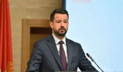Milatović proglasio &scaron;est zakona
