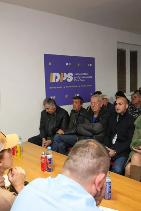 Živković: &Scaron;avnik pokazuje kako se čuvaju Ustav i zakoni