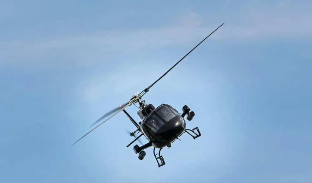 Helikopter sa pet putnika nestao u Nepalu