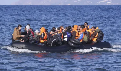 Prevrnuo se čamac sa migrantima kod turske obale, 18 mrtvih