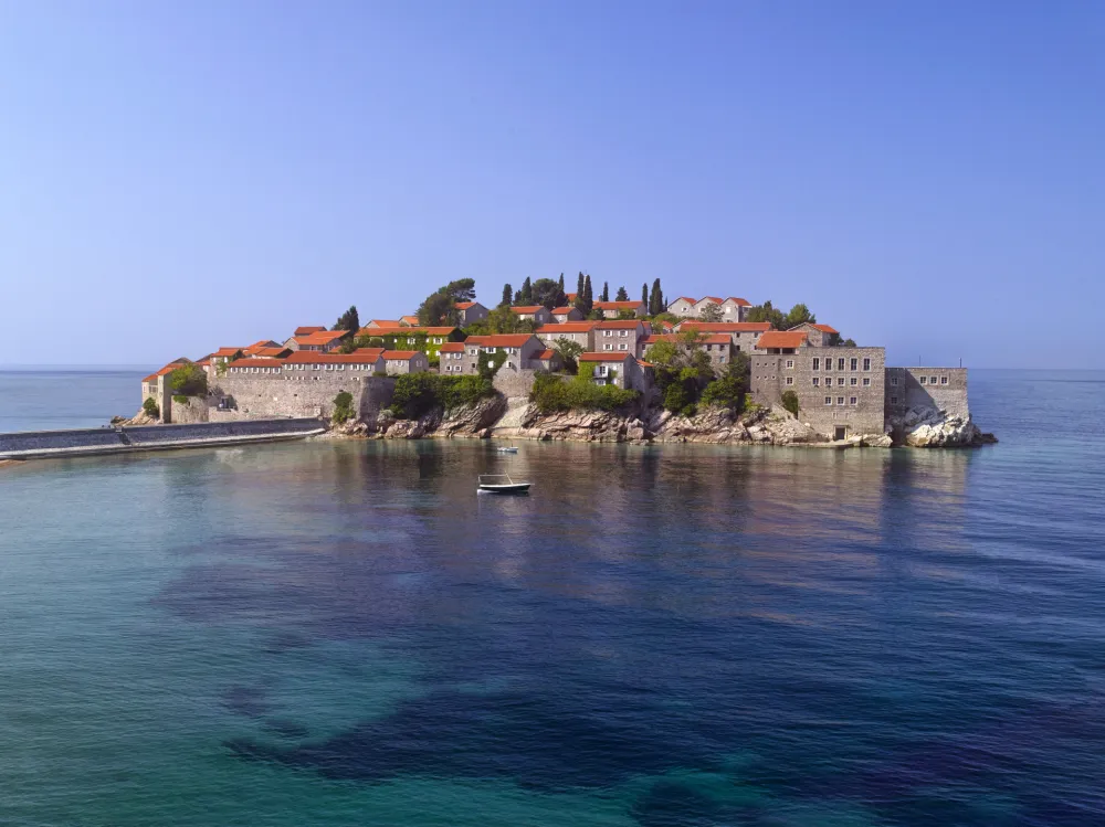 Vlada: Na korak od dogovora da Sveti Stefan ponovo postane svjetska turistička destinacija