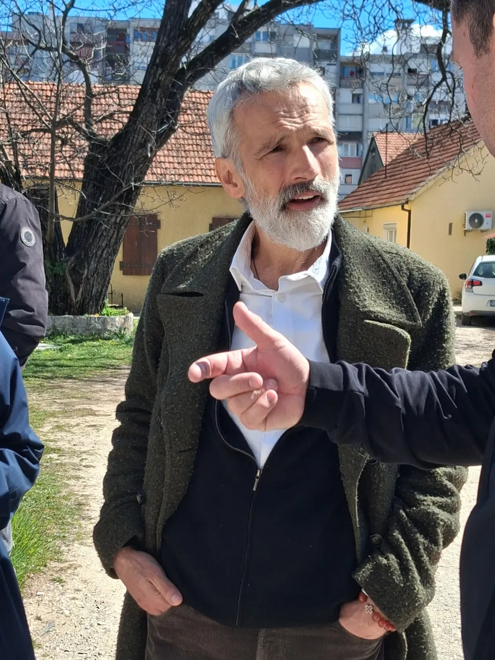 Tadić: Referendum o sedmospratnici legalna stvar za nelegalnu rabotu