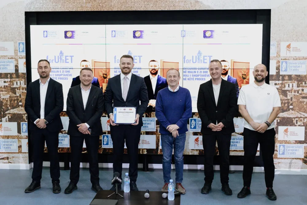 Dukaj na UET forumu u Tirani: Od studenta do lidera u reformi javne uprave