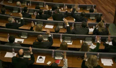 Na Kosovu usvojena rezolucija po kojoj će se kažnjavati oni koji umanjuju srpske zločine