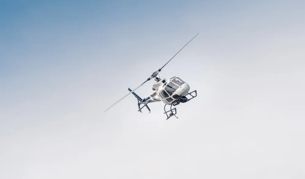 Indonezija: Osam osoba poginulo u padu helikoptera u Indoneziji