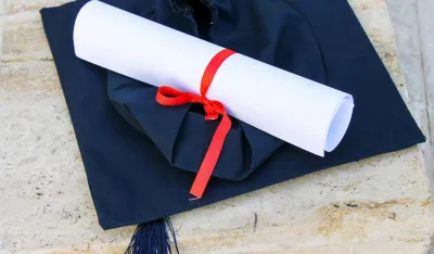Lažne diplome