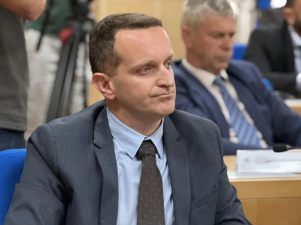 Sjednica skup&scaron;tine Glavnog grada, odbornici, Milo&scaron; Đuričković
