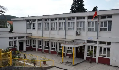 UP: Maloljetnik&nbsp;lažno prijavio bombu u &scaron;koli u Radanovićima, podnijeta prijava protiv staratelja