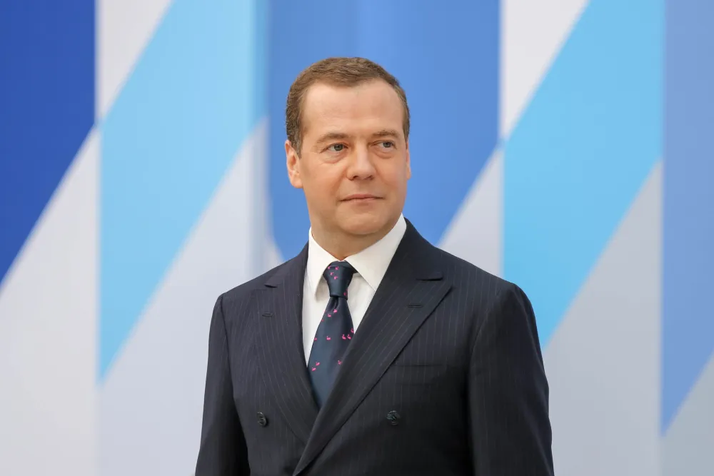 Medvedev kritikovao novi paket pomoći Kijevu: Evropljani, to su milijarde iz va&scaron;ih džepova