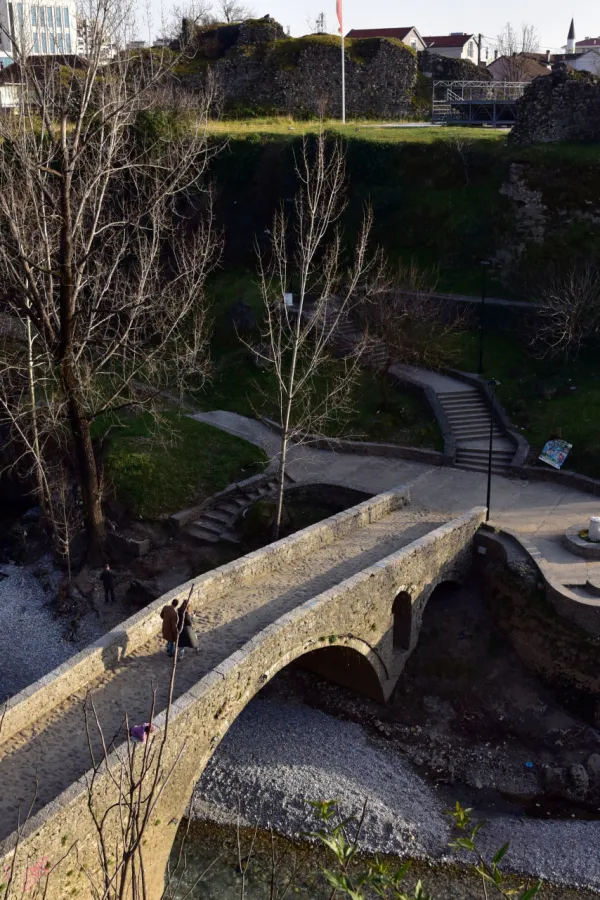 Zajednička istorija Zapadnog Balkana kroz &scaron;est priča: Mostovi govore, gradovi se razumiju