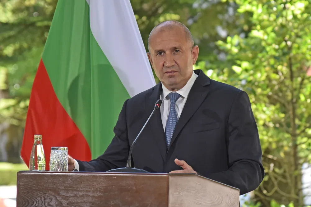 Radev čestitao Spajiću osnivanje radne grupe za izradu Ugovora o pristupanju EU