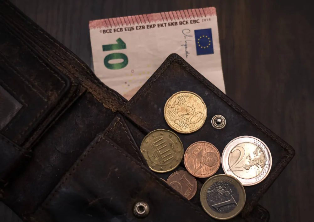 &Scaron;ta će nam Istok kad nam je novčanik na Zapadu