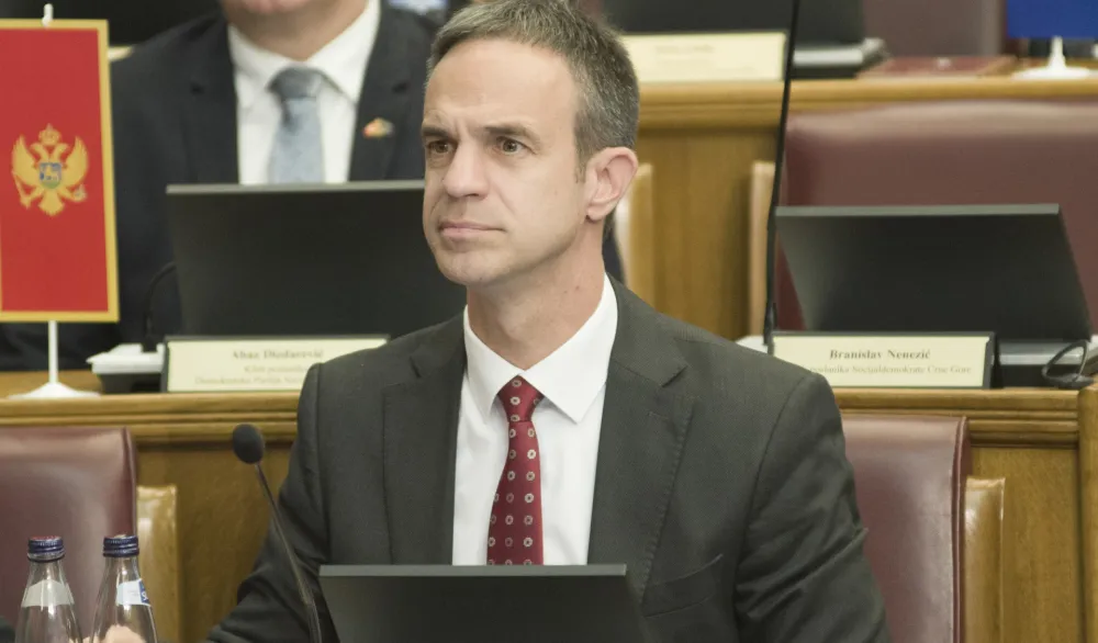 Mugo&scaron;a predložio saslu&scaron;anje nadležnih zbog niskog obuhvata MMR vakcine