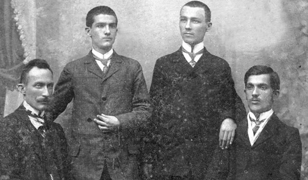 Priča o porodici &Scaron;obajić: Ljudi od pera i misli koj su izgradili duh Nik&scaron;ića