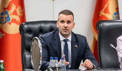 Spajić: Osuđujemo ničim izazvane napade na UAE