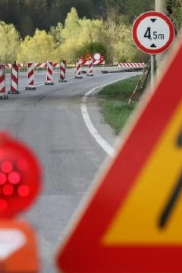 AMSCG: Radovi na vi&scaron;e dionica