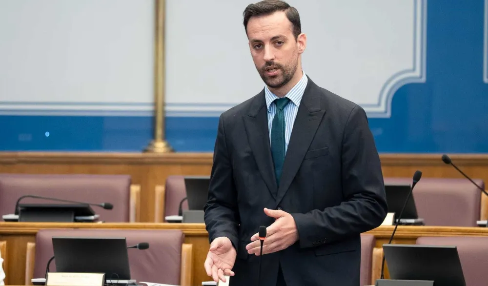Zirojević: Vojnik već sedam mjeseci ne dolazi na posao, nečastan otpust opstruira potpukovnik