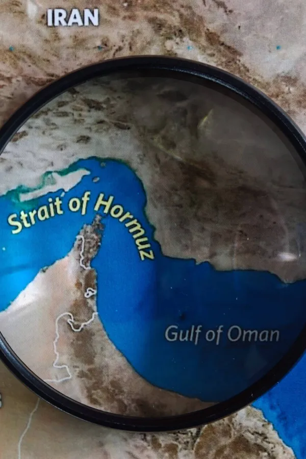 (UŽIVO) Tramp: Primirje ostaje na snazi posle razmjene vatre u Ormuzu; Iran: Jo&scaron; razmatramo američki predlog