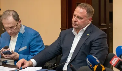 Biv&scaron;i &scaron;ef kabineta Zelenskog imena političkih protivnika slao gatari: "Spreman sam na sve"