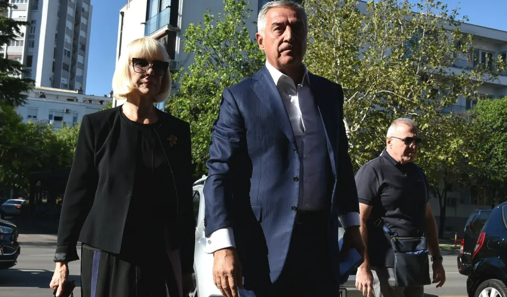 Afera "Telekom" ponovo trese Crnu Goru: VDT ljut na Vi&scaron;i sud, a Đukanovići na Vladu