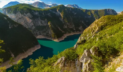 Sjutra oblačno, mjestimično ki&scaron;a