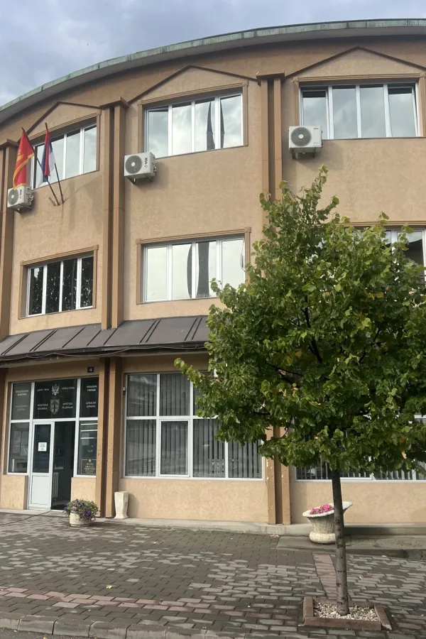 NVO i aktivisti protiv najavljenog nastupa &ldquo;Baje Malog Knindže&rdquo; u Pljevljima: Njegove pjesme podstiču vjersku mržnju