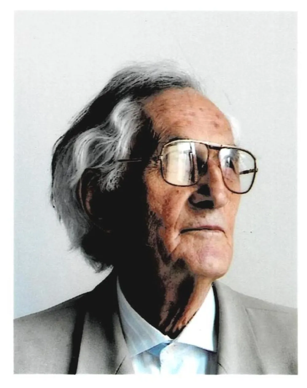 Pi&scaron;e: Vojislav Bulatović