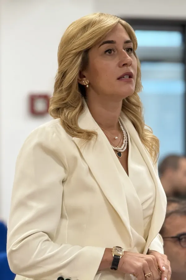 Jelena Knežević, Skup&scaron;tina Glavnog Grada