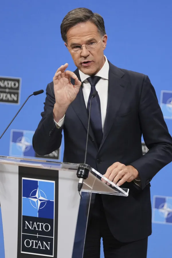 Politiko: NATO pred samit u Ankari sprema ponudu za Trampa