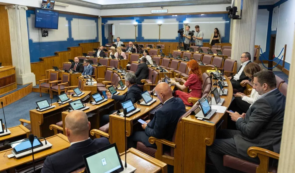 Skup&scaron;tina nije podržala Martinović i Gajevića za članove Fiskalnog savjeta