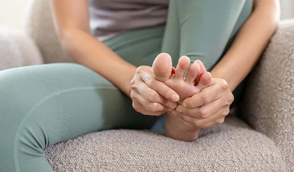 Osjećate bol u stopalu nakon &scaron;to ustanete? Evo &scaron;ta ga uzrokuje