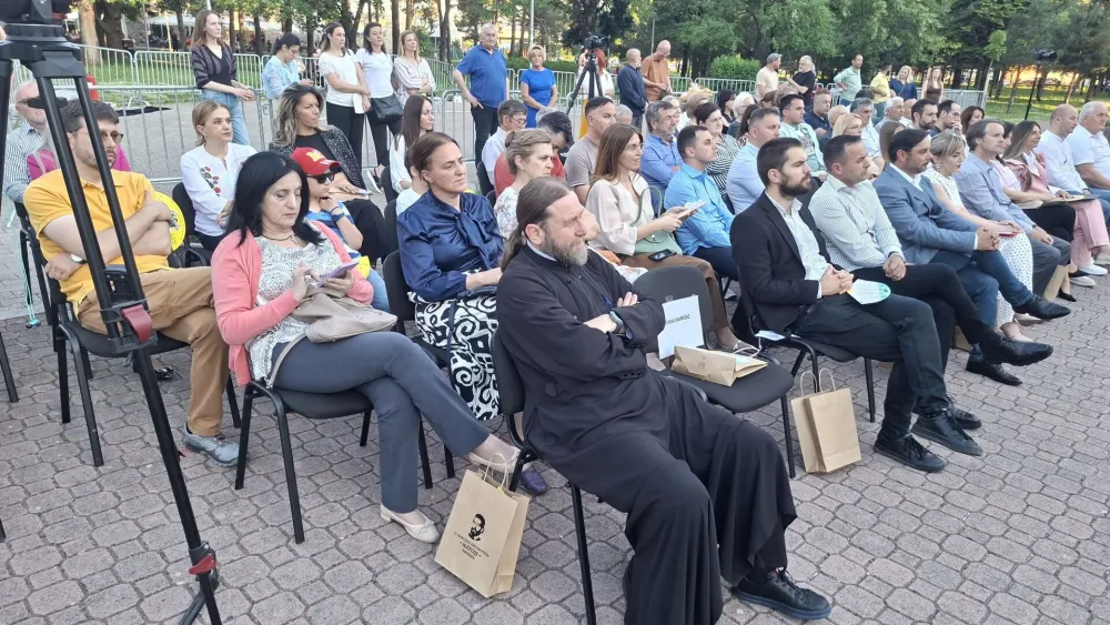 Književnost kao prostor između sna, stvarnosti i slobode