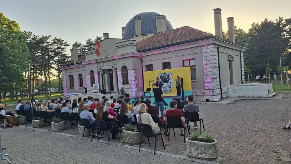 Književnost kao prostor između sna, stvarnosti i slobode