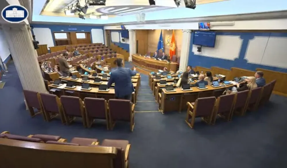 Izglasan Zakon o statusu dinastije Petrović Njego&scaron;: Glasalo je 45 poslanika, 40 je bilo za
