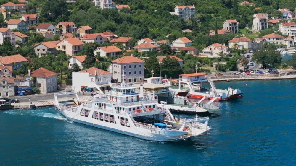 Privremena obustava trajektnog saobraćaja na liniji Kamenari&ndash;Lepetane 4. i 5. juna