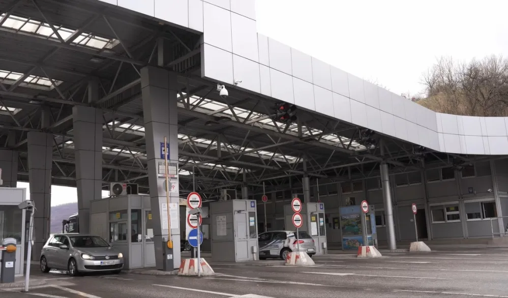 Za državljane Crne Gore otežan prelazak granice sa Srbijom