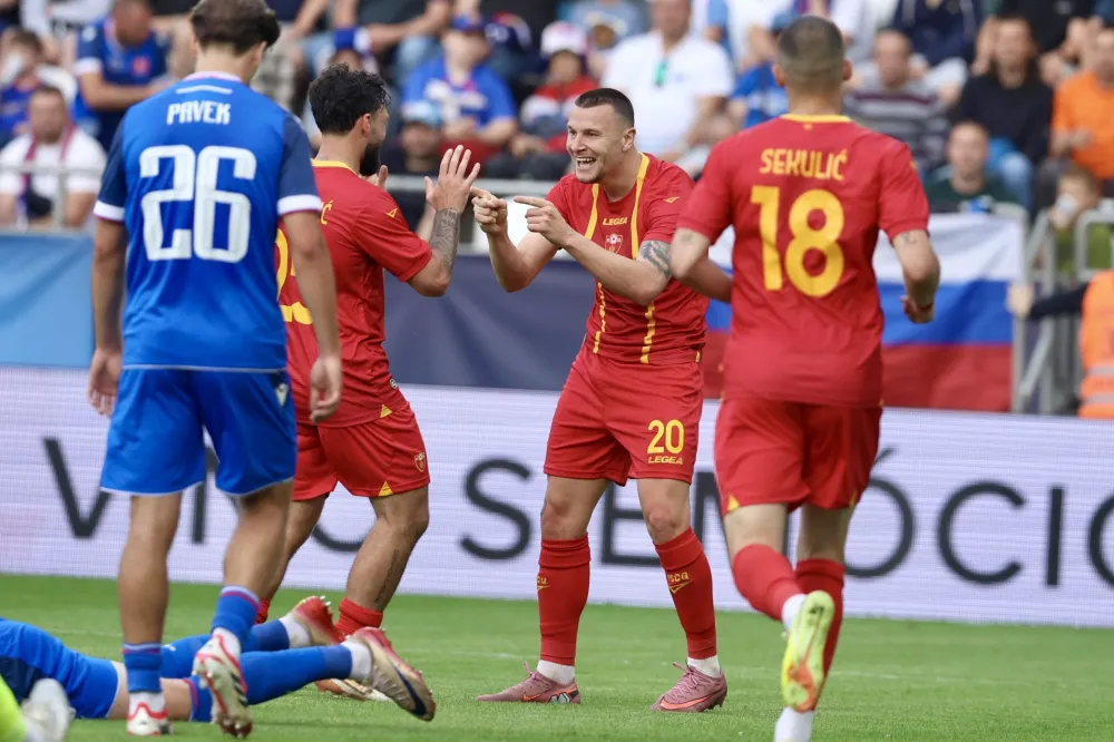 Slavlje Osmajića nakon prvog gola