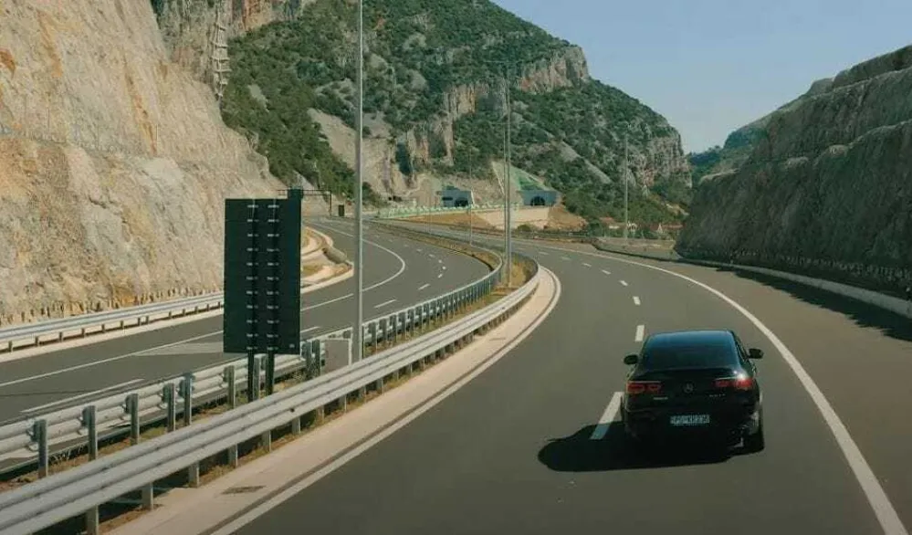 Auto-putem od početka godine pro&scaron;lo skoro 1,2 miliona vozila