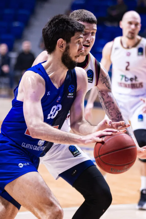 Aksej Butej